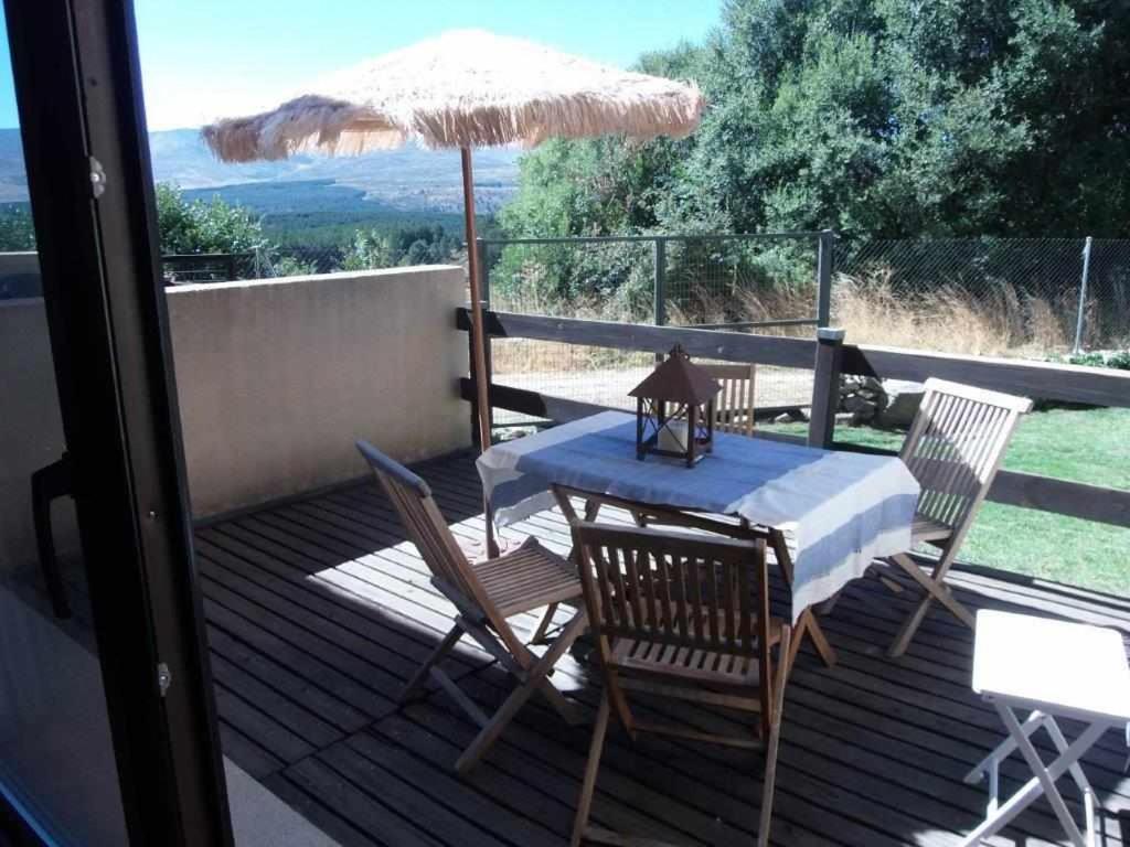 Casa Iona Chalet Adosado Con Vistas A La Montana Navarredonda Exterior foto